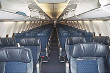 Boeing-737-800 salon view
